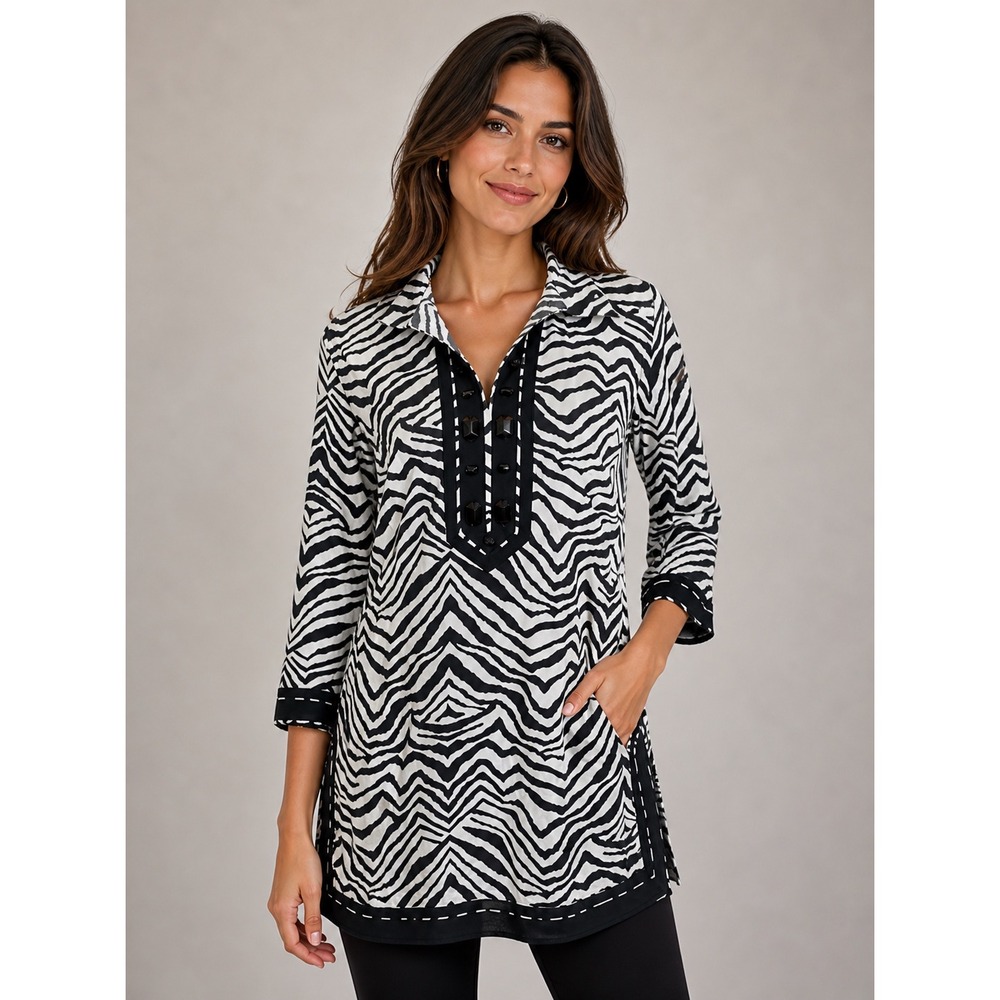 Dana Buchman- Women's Black & White Zebra Print Tunic long sleeve Top Size S